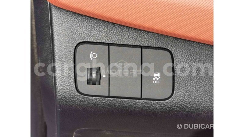 Big with watermark hyundai i10 ashanti import dubai 39205