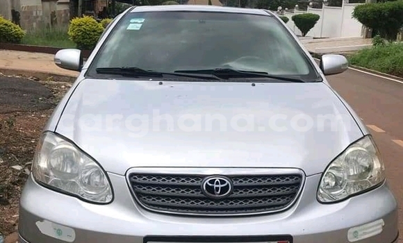 Ra Àlòkù Toyota Corolla Silver Ọkọ̀ in Accra ni Greater Accra