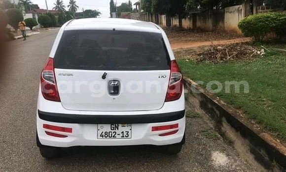 Ra Àlòkù Hyundai Elantra funfun Ọkọ̀ in Berekum ni Brong-Ahafo Ra Àlòkù Hyundai Elantra funfun Ọkọ̀ in Berekum ni Brong-Ahafo