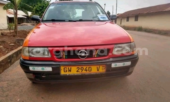 Sayi Na hannu Opel Astra Sauran Mota in Accra a Greater Accra