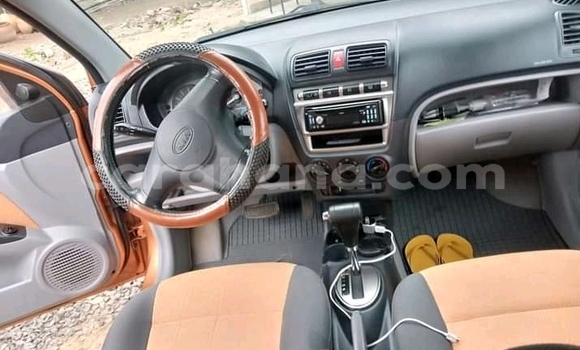 Ra Àlòkù Kia Stonic funfun Ọkọ̀ in Berekum ni Brong-Ahafo Ra Àlòkù Kia Stonic funfun Ọkọ̀ in Berekum ni Brong-Ahafo