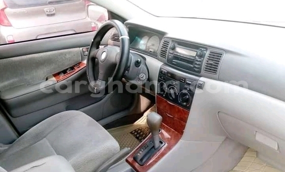 Sayi Na hannu Toyota Corolla White Mota in Accra a Greater Accra Sayi Na hannu Toyota Corolla White Mota in Accra a Greater Accra