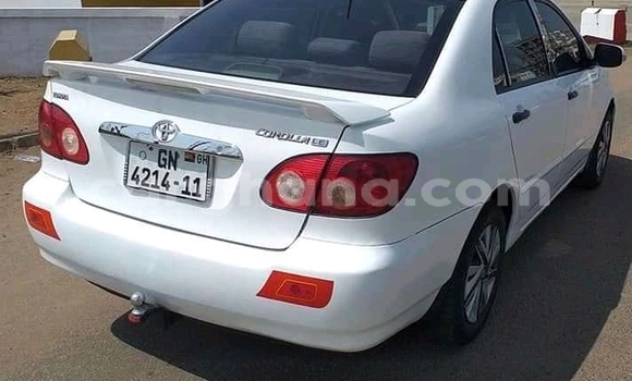 Sayi Na hannu Toyota Corolla White Mota in Accra a Greater Accra Sayi Na hannu Toyota Corolla White Mota in Accra a Greater Accra