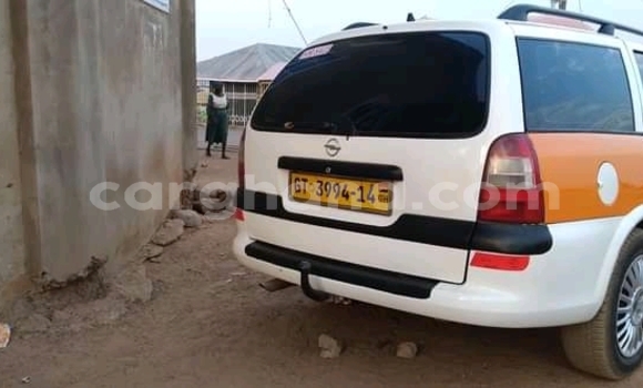 Ra Àlòkù Opel Astra Miiran Ọkọ̀ in Accra ni Greater Accra Ra Àlòkù Opel Astra Miiran Ọkọ̀ in Accra ni Greater Accra