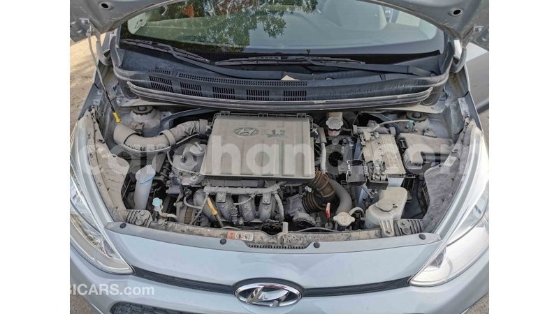 Big with watermark hyundai i10 ashanti import dubai 39267