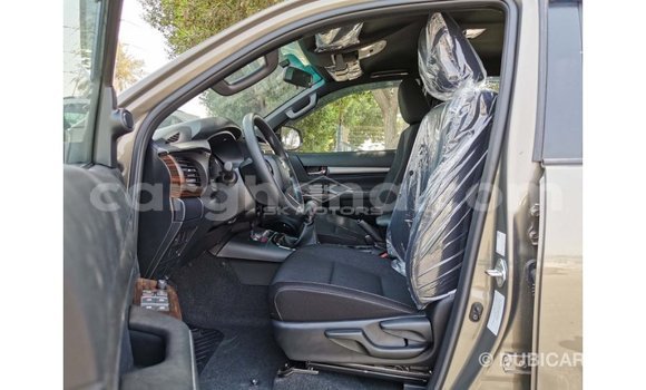 Ra Imported Toyota Hiace Brown Ọkọ̀ in Import - Dubai ni Ashanti Ra Imported Toyota Hiace Brown Ọkọ̀ in Import - Dubai ni Ashanti