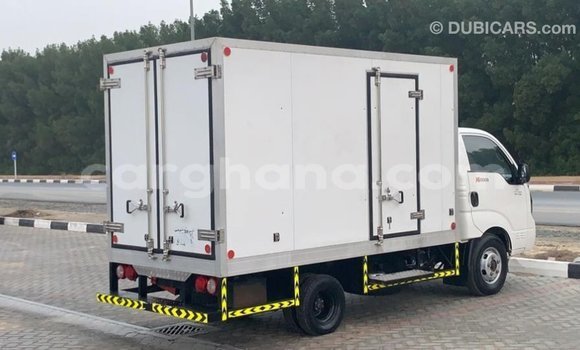 Buy Import Kia Rio White Car in Import - Dubai in Ashanti Buy Import Kia Rio White Car in Import - Dubai in Ashanti