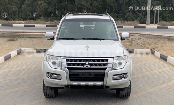 Ra Imported Mitsubishi Pajero funfun Ọkọ̀ in Import - Dubai ni Ashanti Ra Imported Mitsubishi Pajero funfun Ọkọ̀ in Import - Dubai ni Ashanti