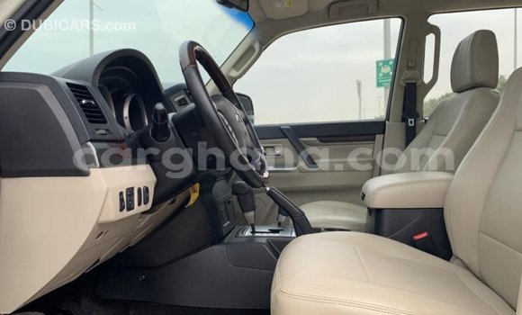 Ra Imported Mitsubishi Pajero funfun Ọkọ̀ in Import - Dubai ni Ashanti Ra Imported Mitsubishi Pajero funfun Ọkọ̀ in Import - Dubai ni Ashanti