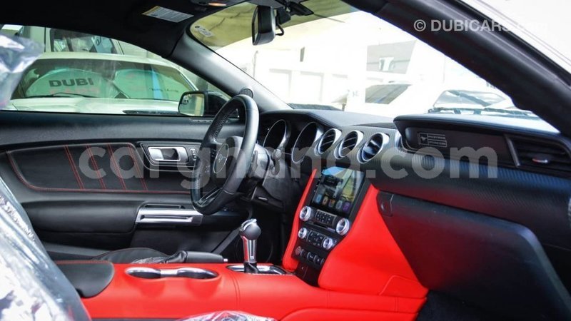 Big with watermark ford mustang ashanti import dubai 39273