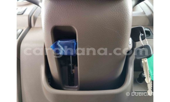 Buy Import Toyota Land Cruiser Beige Car in Import - Dubai in Ashanti Buy Import Toyota Land Cruiser Beige Car in Import - Dubai in Ashanti