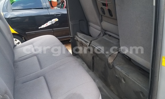 Ra Àlòkù Toyota Hiace Silver Ọkọ̀ in Accra ni Greater Accra Ra Àlòkù Toyota Hiace Silver Ọkọ̀ in Accra ni Greater Accra