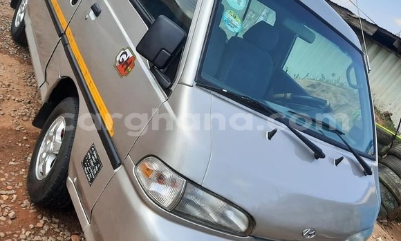 Buy Used Hyundai H1 White Car in Sekondi–Takoradi Metropolitan in Western Buy Used Hyundai H1 White Car in Sekondi–Takoradi Metropolitan in Western