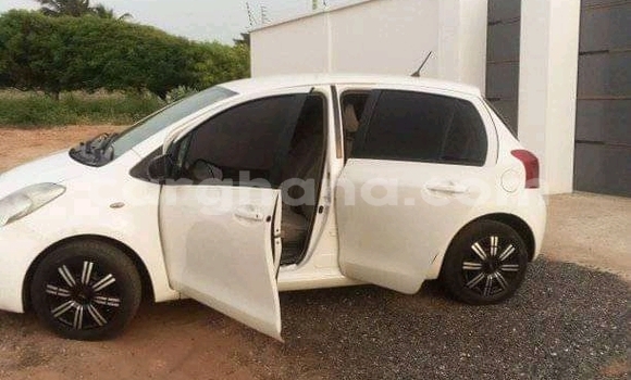 Ra Àlòkù Toyota Vitz Miiran Ọkọ̀ in Accra ni Greater Accra