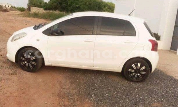 Ra Àlòkù Toyota Vitz Miiran Ọkọ̀ in Accra ni Greater Accra Ra Àlòkù Toyota Vitz Miiran Ọkọ̀ in Accra ni Greater Accra
