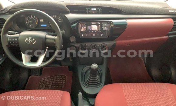 Ra Imported Toyota Hilux funfun Ọkọ̀ in Import - Dubai ni Ashanti Ra Imported Toyota Hilux funfun Ọkọ̀ in Import - Dubai ni Ashanti