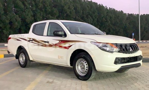 Ra Imported Mitsubishi L200 funfun Ọkọ̀ in Import - Dubai ni Ashanti Ra Imported Mitsubishi L200 funfun Ọkọ̀ in Import - Dubai ni Ashanti