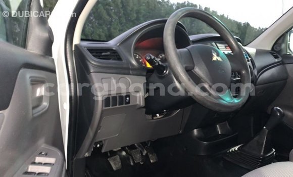 Ra Imported Mitsubishi L200 funfun Ọkọ̀ in Import - Dubai ni Ashanti Ra Imported Mitsubishi L200 funfun Ọkọ̀ in Import - Dubai ni Ashanti
