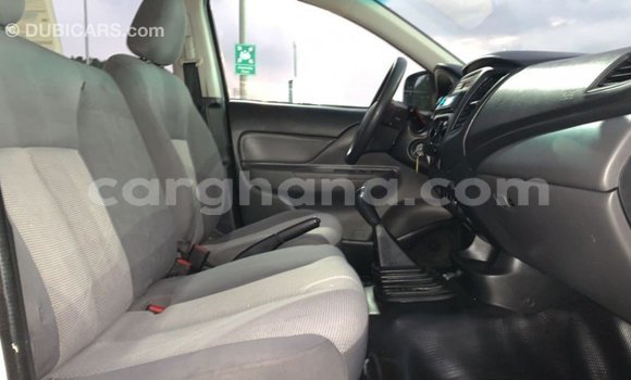 Ra Imported Mitsubishi L200 funfun Ọkọ̀ in Import - Dubai ni Ashanti Ra Imported Mitsubishi L200 funfun Ọkọ̀ in Import - Dubai ni Ashanti