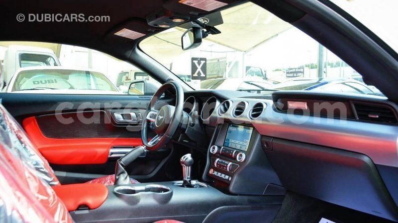 Big with watermark ford mustang ashanti import dubai 39309