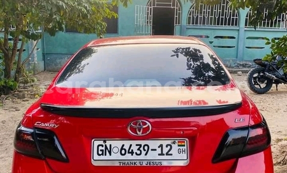 Ra Àlòkù Toyota Camry Blue Ọkọ̀ in Berekum ni Brong-Ahafo Ra Àlòkù Toyota Camry Blue Ọkọ̀ in Berekum ni Brong-Ahafo