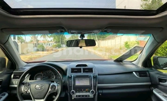 Ra Àlòkù Toyota Camry Red Ọkọ̀ in Accra ni Greater Accra Ra Àlòkù Toyota Camry Red Ọkọ̀ in Accra ni Greater Accra