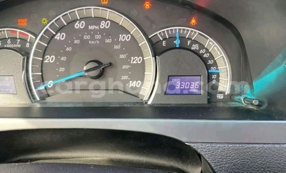 Ra Àlòkù Toyota Camry Red Ọkọ̀ in Accra ni Greater Accra Ra Àlòkù Toyota Camry Red Ọkọ̀ in Accra ni Greater Accra