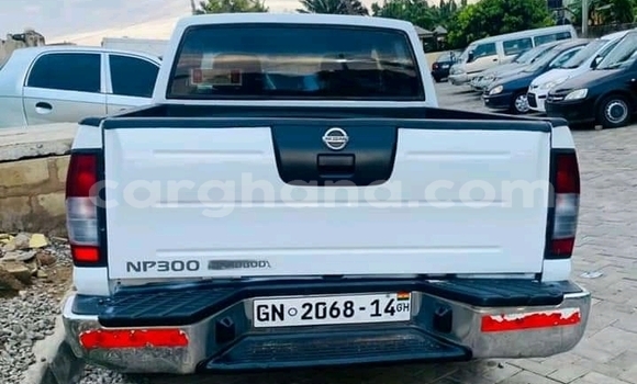 Buy Used Nissan Hardbody White Car in Accra in Greater Accra