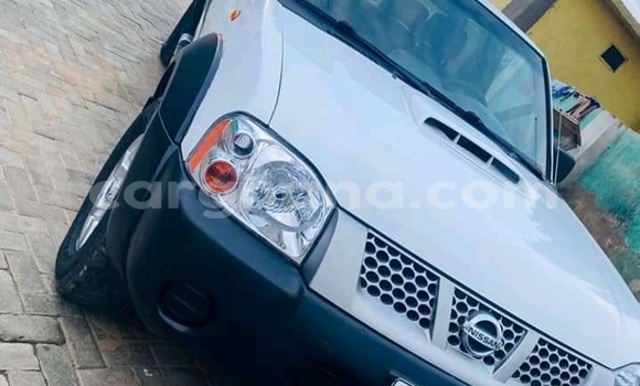 Buy Used Nissan Hardbody White Car in Accra in Greater Accra Buy Used Nissan Hardbody White Car in Accra in Greater Accra