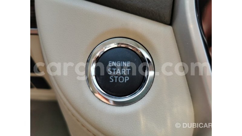 Big with watermark toyota land cruiser ashanti import dubai 39348