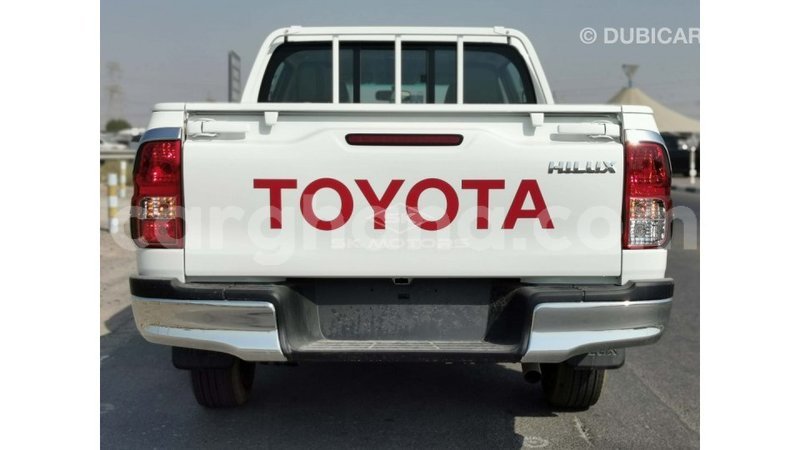 Big with watermark toyota hilux ashanti import dubai 39351