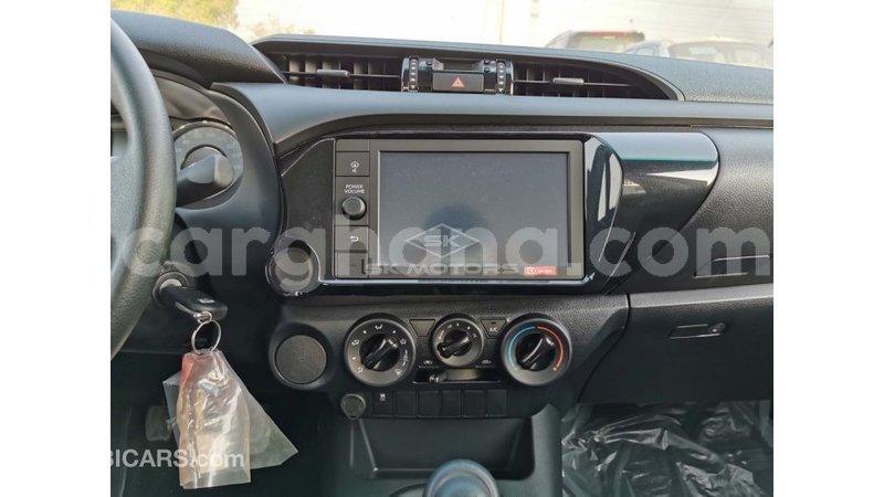 Big with watermark toyota hilux ashanti import dubai 39351