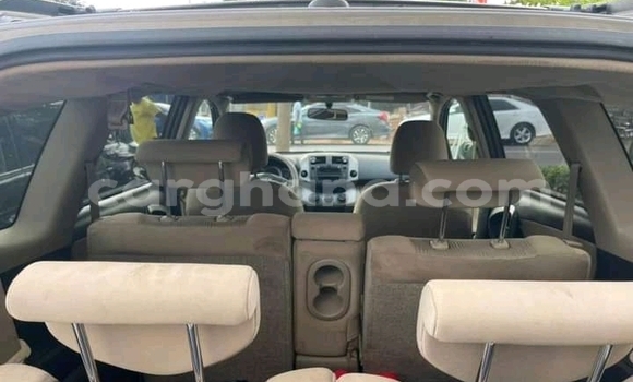 Ra Àlòkù Toyota RAV4 Miiran Ọkọ̀ in Accra ni Greater Accra Ra Àlòkù Toyota RAV4 Miiran Ọkọ̀ in Accra ni Greater Accra