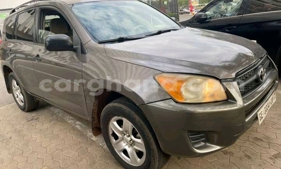 Ra Àlòkù Toyota RAV4 Miiran Ọkọ̀ in Accra ni Greater Accra Ra Àlòkù Toyota RAV4 Miiran Ọkọ̀ in Accra ni Greater Accra