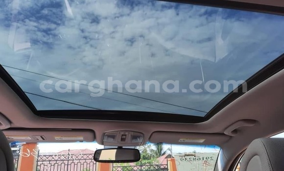 Buy Used Hyundai Santa Fe White Car in Sekondi–Takoradi Metropolitan in Western Buy Used Hyundai Santa Fe White Car in Sekondi–Takoradi Metropolitan in Western