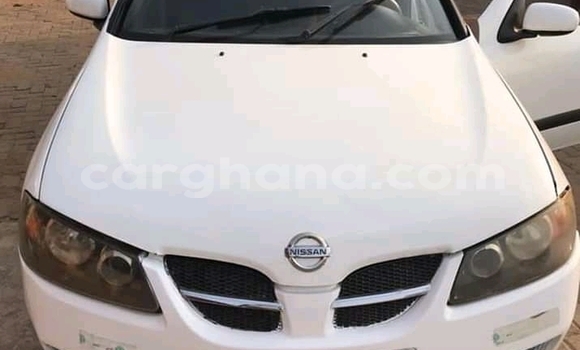 Ra Àlòkù Nissan Cedric funfun Ọkọ̀ in Berekum ni Brong-Ahafo Ra Àlòkù Nissan Cedric funfun Ọkọ̀ in Berekum ni Brong-Ahafo