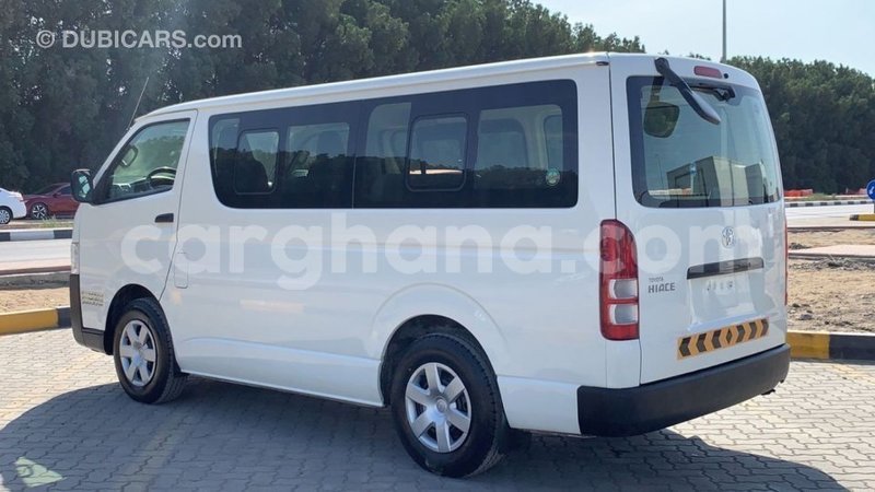 Big with watermark toyota hiace ashanti import dubai 39391