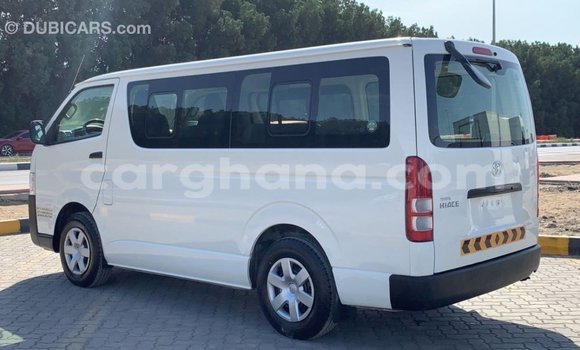 Ra Imported Toyota Hiace funfun Ọkọ̀ in Import - Dubai ni Ashanti Ra Imported Toyota Hiace funfun Ọkọ̀ in Import - Dubai ni Ashanti