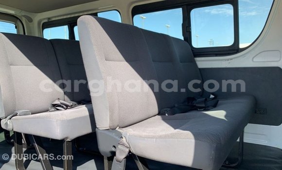 Ra Imported Toyota Hiace funfun Ọkọ̀ in Import - Dubai ni Ashanti Ra Imported Toyota Hiace funfun Ọkọ̀ in Import - Dubai ni Ashanti