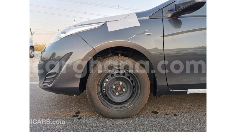 Big with watermark toyota yaris ashanti import dubai 39393