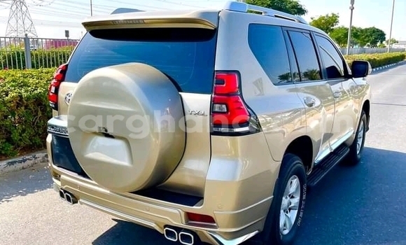 Ra Àlòkù Toyota Prado Miiran Ọkọ̀ in Accra ni Greater Accra Ra Àlòkù Toyota Prado Miiran Ọkọ̀ in Accra ni Greater Accra