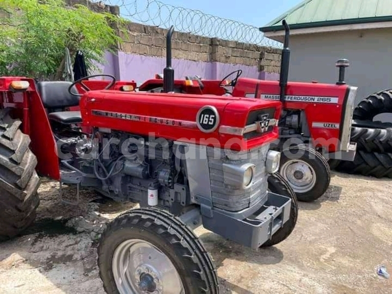 Big with watermark mahindra cl greater accra accra 39409