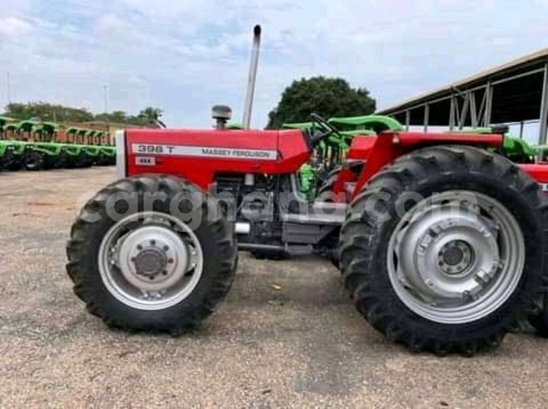 Big with watermark mahindra cl greater accra accra 39409