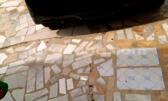 Ra Àlòkù Toyota Yaris Black Ọkọ̀ in Accra ni Greater Accra Ra Àlòkù Toyota Yaris Black Ọkọ̀ in Accra ni Greater Accra