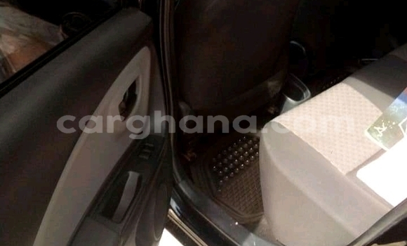 Ra Àlòkù Toyota Yaris Black Ọkọ̀ in Accra ni Greater Accra Ra Àlòkù Toyota Yaris Black Ọkọ̀ in Accra ni Greater Accra