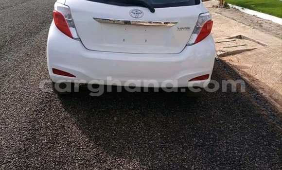 Buy Used Toyota Yaris White Car in Accra in Greater Accra