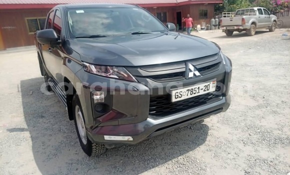 Ra Àlòkù Mitsubishi L200 Alagara Ọkọ̀ in Sekondi–Takoradi Metropolitan ni Oorun