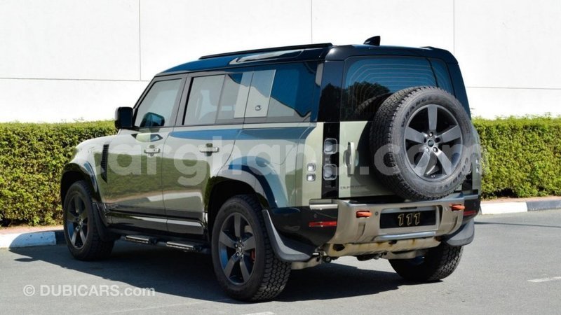 Big with watermark land rover defender ashanti import dubai 39427