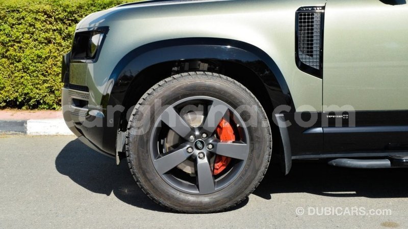 Big with watermark land rover defender ashanti import dubai 39427