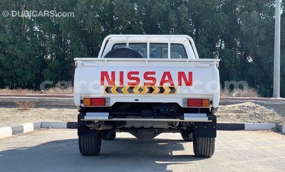 Ra Imported Nissan Patrol funfun Ọkọ̀ in Import - Dubai ni Ashanti Ra Imported Nissan Patrol funfun Ọkọ̀ in Import - Dubai ni Ashanti